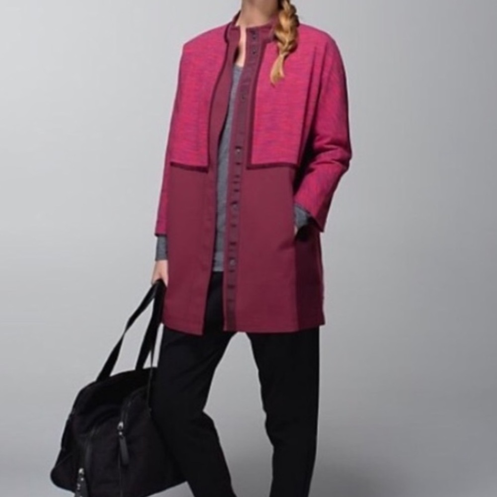 Lululemon Cacoon Car Coat in Bumble Berry sz M